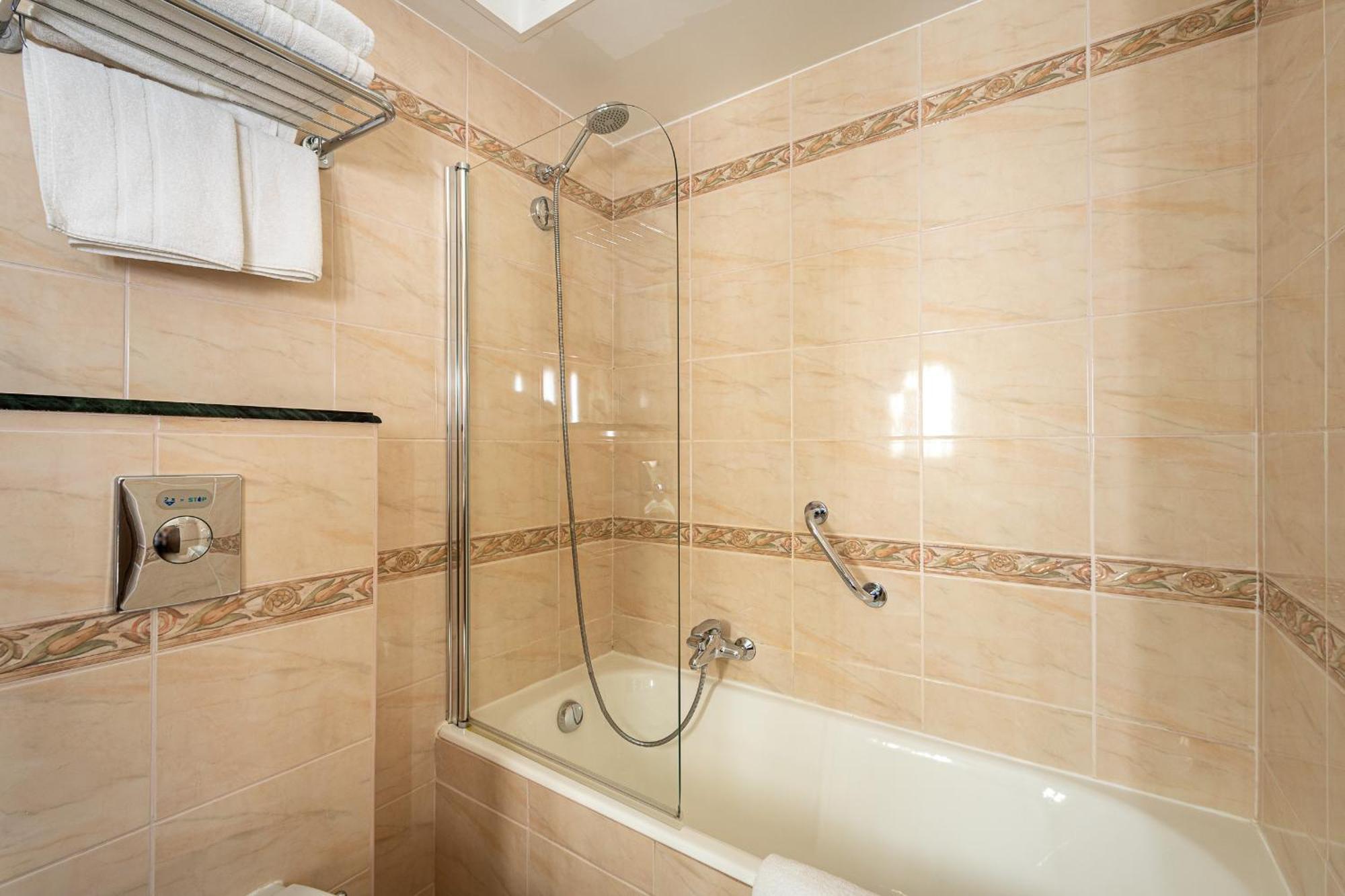 Hotel Corsica & Spa Calvi  Rom bilde